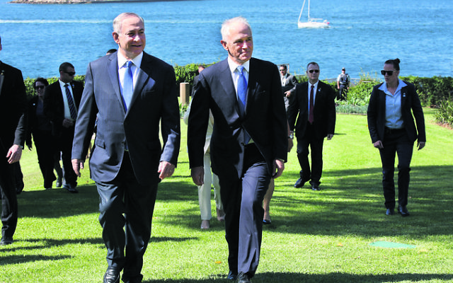 Israeli PM Benjamin Netanyahu and Australian PM Malcolm Turnbull arrive at Admiralty House. Photo: Noel Kessel Israeli PM Benjamin Netanyahu and Australian PM Malcolm Turnbull arrive at Admiralty House. Photo: Noel Kessel