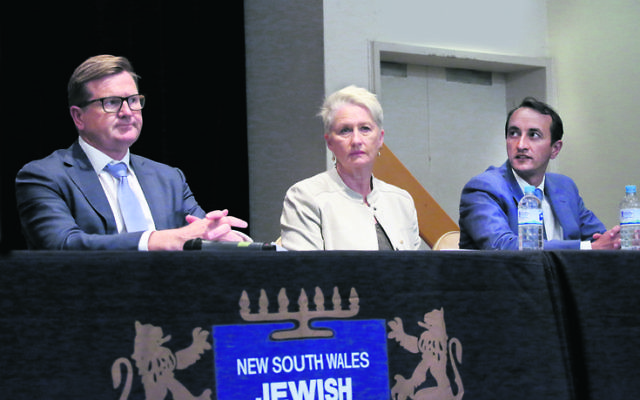 From left: Tim Murray, Dr Kerryn Phelps, Dave Sharma. Photo: Noel Kessel From left: Tim Murray, Dr Kerryn Phelps, Dave Sharma. Photo: Noel Kessel