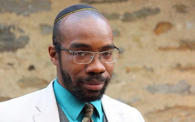 MaNishtana is speaking at Limmud
Oz this weekend. MaNishtana is speaking at Limmud
Oz this weekend.