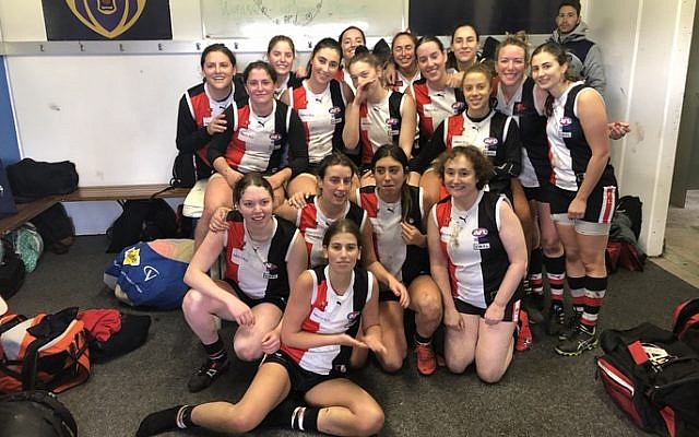 Sam Hall (in the first row on the far right) celebrates last Saturday’s win
with her AJAX teammates. Sam Hall (in the first row on the far right) celebrates last Saturday’s win
with her AJAX teammates.
