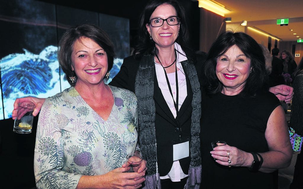 From left: Debbie Strauch,
Lesley Ber, Hannah Greenberg.