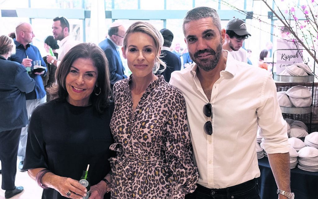 From left: Pam Krail, Vanessa and Alton Abrahams. From left: Pam Krail, Vanessa and Alton Abrahams.