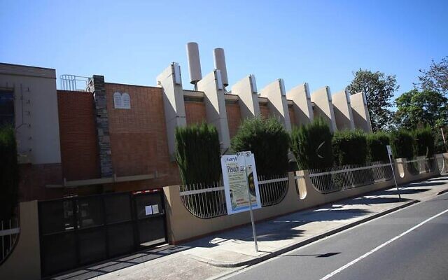 Caulfield Hebrew Congregation. Photo: Peter Haskin Caulfield Hebrew Congregation. Photo: Peter Haskin