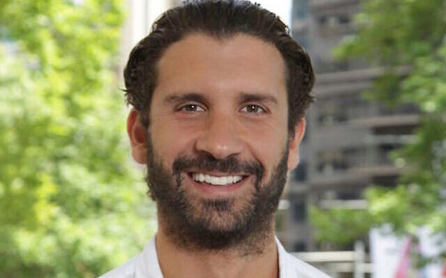 Dan Bennett. Dan Bennett.