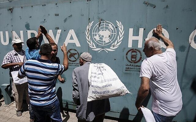 Photo: AFP Photo/Said Khatib Photo: AFP Photo/Said Khatib