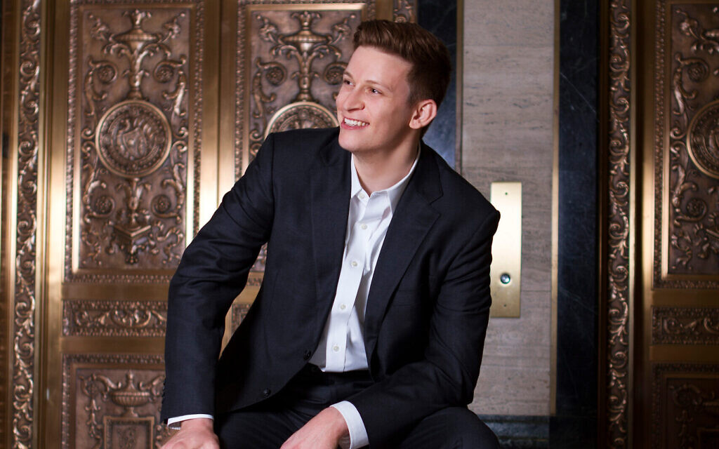 Opera singer Aryeh Nussbaum Cohen, who spent seven years as a cantor in a Brooklyn synagogue.
Photo: Shannon Langman Opera singer Aryeh Nussbaum Cohen, who spent seven years as a cantor in a Brooklyn synagogue.
Photo: Shannon Langman