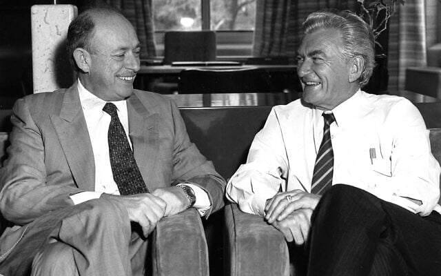 Isi Leibler with then-prime minister Bob Hawke,
who supported Leibler’s campaign to
free Soviet Jews during the 1980s. Isi Leibler with then-prime minister Bob Hawke,
who supported Leibler’s campaign to
free Soviet Jews during the 1980s.