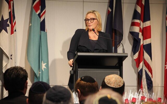 Coogee MP Dr Marjorie O’Neill
speaking at the Jewish Anzac Day
Service last Sunday.
Photo: Shane Desiatnik Coogee MP Dr Marjorie O’Neill
speaking at the Jewish Anzac Day
Service last Sunday.
Photo: Shane Desiatnik