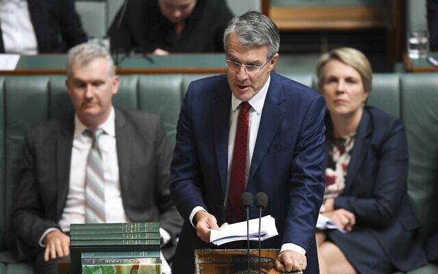 Mark Dreyfus speaking in Parliament. Photo: AAP Image/Lukas Coch Mark Dreyfus speaking in Parliament. Photo: AAP Image/Lukas Coch