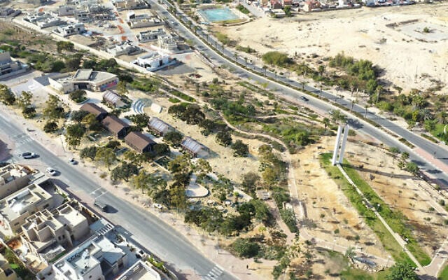 Birds eye view of Yerucham Heritage Park Birds eye view of Yerucham Heritage Park
