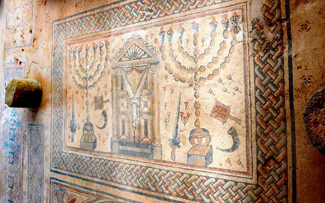Fourth century synagogue floor, Hamat Gader, Tiberias. Photo: Wikipedia Fourth century synagogue floor, Hamat Gader, Tiberias. Photo: Wikipedia