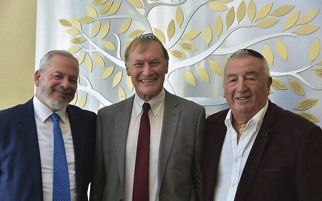 Rabbi Geoffrey Hyman, David Amess and Southend Shule president Michael Nelkin. Rabbi Geoffrey Hyman, David Amess and Southend Shule president Michael Nelkin.