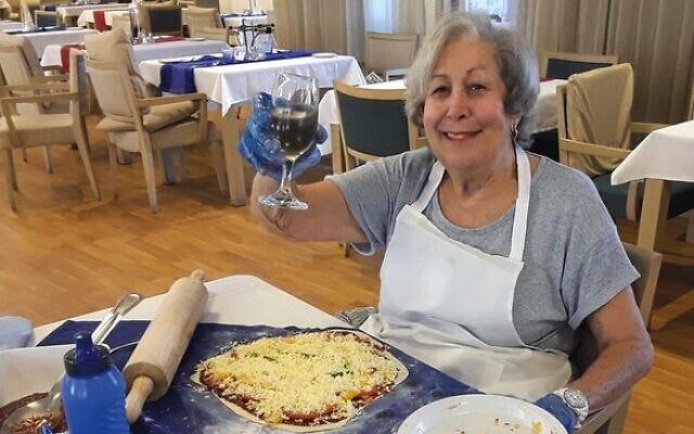 Yvonne Kay making pizza Yvonne Kay making pizza