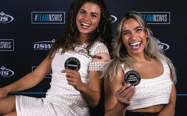 Jessica Fox (left) and Madison de Rozario with their NSW Institute of Sport Female Athlete of the Year awards. Photo: Loopii Jessica Fox (left) and Madison de Rozario with their NSW Institute of Sport Female Athlete of the Year awards. Photo: Loopii