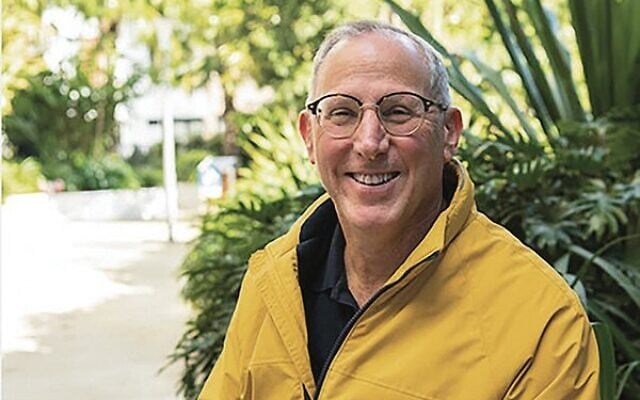 Rabbi Gary Robuck. Rabbi Gary Robuck.