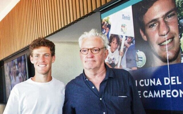 Diego Schwartzman and his father Ricardo at the inauguration of Hacoaj's new tennis complex in Tigre, Argentina on December 11. Diego Schwartzman and his father Ricardo at the inauguration of Hacoaj's new tennis complex in Tigre, Argentina on December 11.