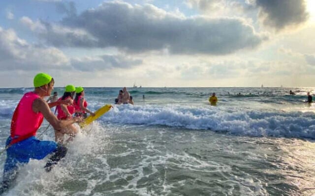 Surf life saving will debut as an exhibition sport at the 2022 Maccabiah Games in Israel. Photo: Jordan Polevoy Photography Surf life saving will debut as an exhibition sport at the 2022 Maccabiah Games in Israel. Photo: Jordan Polevoy Photography