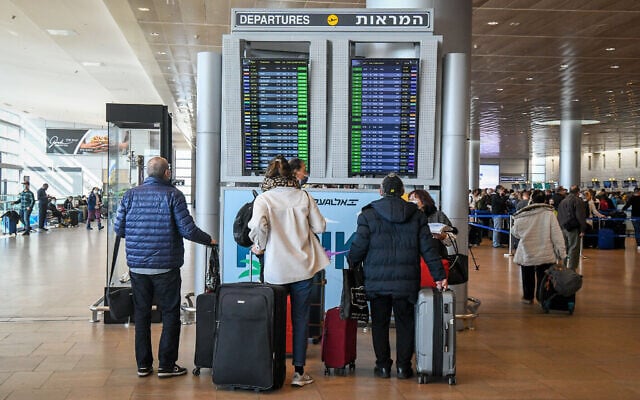 Travellers at the Ben Gurion International Airport in December 2021. Photo: Flash90 Travellers at the Ben Gurion International Airport in December 2021. Photo: Flash90