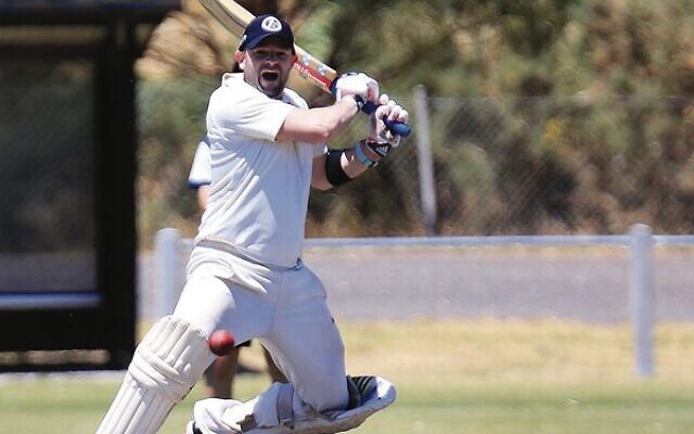 David Majtlis batting for the Maccabi-AJAX First XI. Photo: Peter Haskin David Majtlis batting for the Maccabi-AJAX First XI. Photo: Peter Haskin