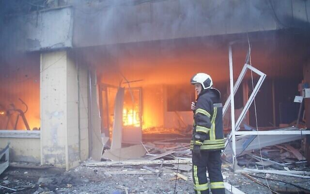 Ukrainian firefighters work to put out a blaze in a building in the Jewish cemetery located in Kyiv's Babi Yar Holocaust memorial site, on March 1, 2022. Photo: State Emergency Service of Ukraine Ukrainian firefighters work to put out a blaze in a building in the Jewish cemetery located in Kyiv's Babi Yar Holocaust memorial site, on March 1, 2022. Photo: State Emergency Service of Ukraine