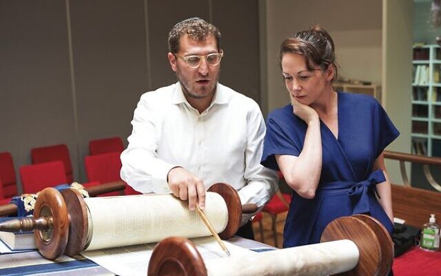 Rabbi Gabi Kaltmann with Jaclyn Symes. Rabbi Gabi Kaltmann with Jaclyn Symes.