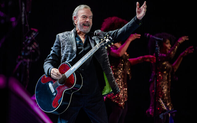 Belgium, Antwerp, 28-09-2017. Neil Diamond concert in the Lotto Arena. Photo: Andreas Terlaak Belgium, Antwerp, 28-09-2017. Neil Diamond concert in the Lotto Arena. Photo: Andreas Terlaak