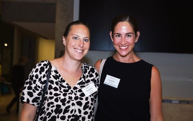 Nola Gershon (left), Leanne Moss. Nola Gershon (left), Leanne Moss.