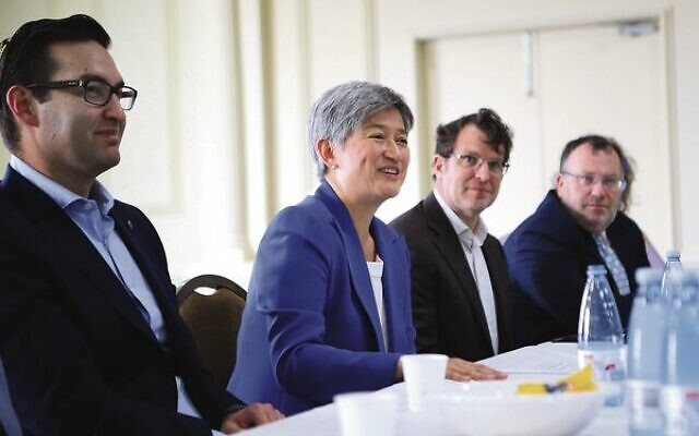 Josh Burns, Penny Wong, Daniel Aghion and Yossi Goldfarb.Photo: Peter Haskin Josh Burns, Penny Wong, Daniel Aghion and Yossi Goldfarb.Photo: Peter Haskin
