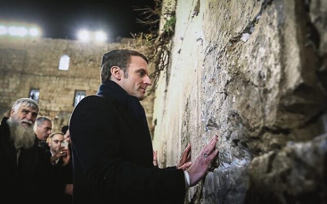 French President Emmanuel Macron at the Western Wall in January 2020.
Photo: Shlomi Cohen/Flash90 French President Emmanuel Macron at the Western Wall in January 2020.
Photo: Shlomi Cohen/Flash90