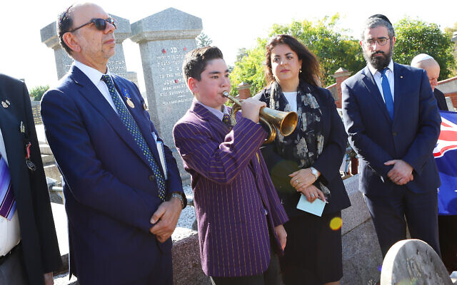 At St Kilda Shule’s Anzac Day ceremony, (from left) Rabbi Ralph Genende,
Dylan Quick, Janice Iloni-Furstenberg and Rabbi Yaakov Glasman.
Photo: Peter Haskin At St Kilda Shule’s Anzac Day ceremony, (from left) Rabbi Ralph Genende,
Dylan Quick, Janice Iloni-Furstenberg and Rabbi Yaakov Glasman.
Photo: Peter Haskin