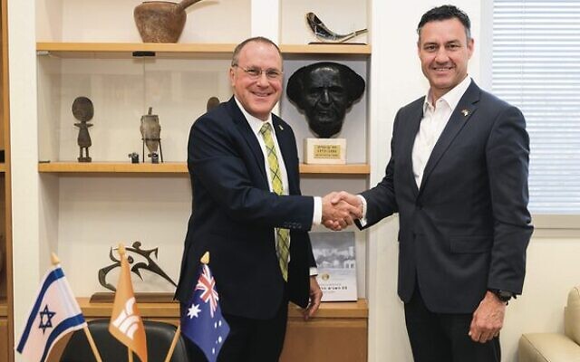 President of Ben-Gurion University of the Negev, Professor Daniel Chamovitz (left) hosted Australia's Ambassador to Israel, Paul Griffiths. President of Ben-Gurion University of the Negev, Professor Daniel Chamovitz (left) hosted Australia's Ambassador to Israel, Paul Griffiths.