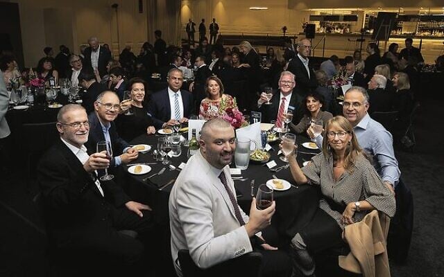 Pictured are (back from left): Michael Schoenfeld, Richard Kennett, Vanessa Cohen, Israeli ambassador Amir Maimon, Lisa Kennett, Prof Alan Lilly, Susie Ivany, Steven Klein, Sharon Klein; (front): Julius Schoenfeld. Pictured are (back from left): Michael Schoenfeld, Richard Kennett, Vanessa Cohen, Israeli ambassador Amir Maimon, Lisa Kennett, Prof Alan Lilly, Susie Ivany, Steven Klein, Sharon Klein; (front): Julius Schoenfeld.