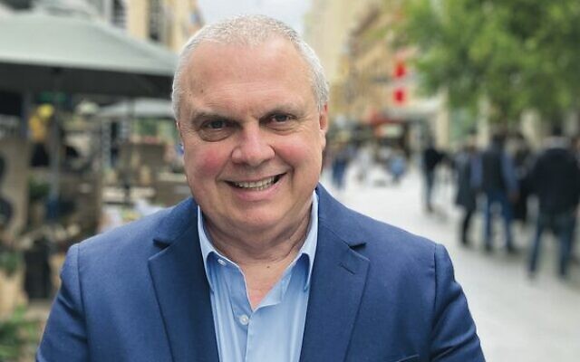 Senator Stirling Griff. Senator Stirling Griff.