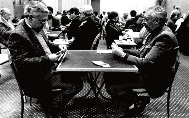 Members of Hakoah Club in Bondi, playing cards and chess. July 30, 1987.
Photo: Doris Thomas/Fairfax Media via Getty Images Members of Hakoah Club in Bondi, playing cards and chess. July 30, 1987.
Photo: Doris Thomas/Fairfax Media via Getty Images