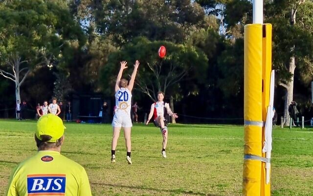 Jake Lew, kicking his 500th goal for the Jackas last Saturday. Jake Lew, kicking his 500th goal for the Jackas last Saturday.