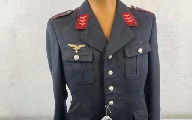 Third Reich Luftwaffe Flak Uniform that was up for auction. Third Reich Luftwaffe Flak Uniform that was up for auction.