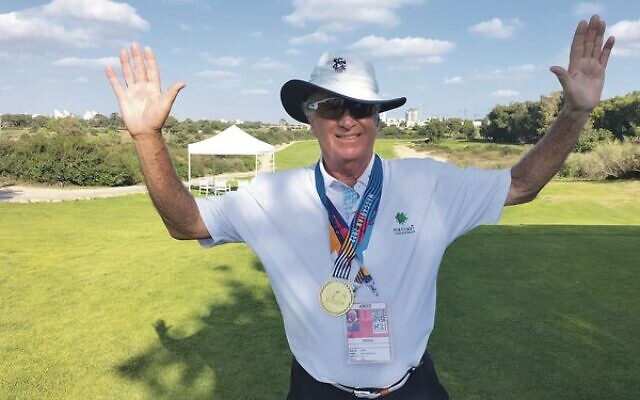 Roy Vandersluis proudly wearing his gold medal as grandmasters golf champion. Photo: Shane Desiatnik Roy Vandersluis proudly wearing his gold medal as grandmasters golf champion. Photo: Shane Desiatnik