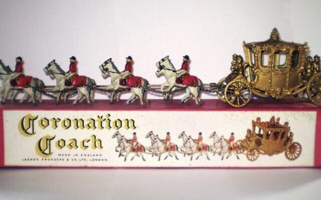 A coronation set similar to that mentioned. A coronation set similar to that mentioned.