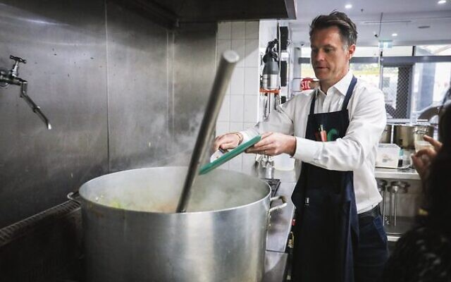 NSW opposition leader Chris Minns paid a visit to Our Big Kitchen in Bondi. NSW opposition leader Chris Minns paid a visit to Our Big Kitchen in Bondi.