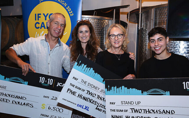 From left: Menashe Salomon, Rada Pantzer, Ros Sugarman, Speedy Shatari at JCA's 10 x 10 event. From left: Menashe Salomon, Rada Pantzer, Ros Sugarman, Speedy Shatari at JCA's 10 x 10 event.
