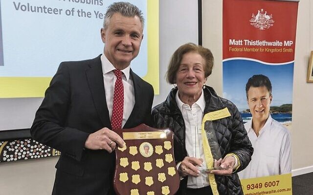 Matt Thistlethwaite MP presents the Vi Robbins Award to Mimi Wise.
Photo: supplied Matt Thistlethwaite MP presents the Vi Robbins Award to Mimi Wise.
Photo: supplied