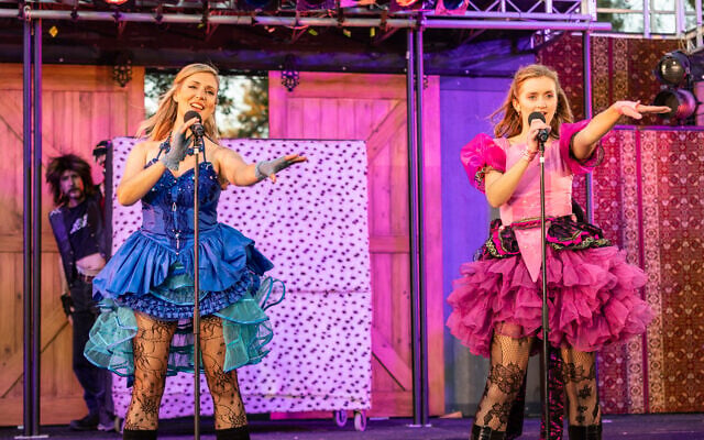 Anna Burgess (left) and Larissa Teale in Much Ado About Nothing at Melbourne’s Royal Botanic Gardens.
Photography by Ben Fon. Anna Burgess (left) and Larissa Teale in Much Ado About Nothing at Melbourne’s Royal Botanic Gardens.
Photography by Ben Fon.
