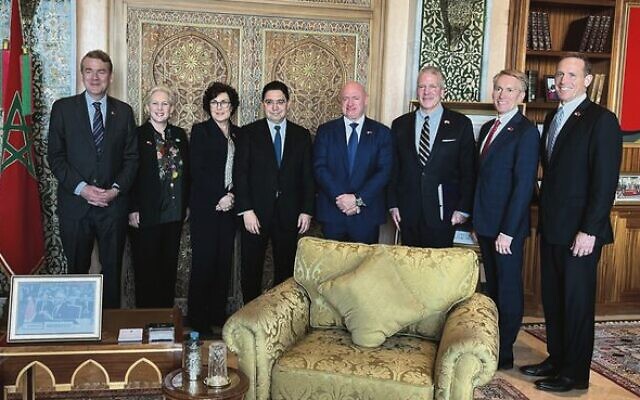 The US delegation in Rabat with Moroccan Foreign Minister Nasser Bourita (fourth from left) prior to arriving in Israel.
Photo: Jacky Rosen/Twitter The US delegation in Rabat with Moroccan Foreign Minister Nasser Bourita (fourth from left) prior to arriving in Israel.
Photo: Jacky Rosen/Twitter