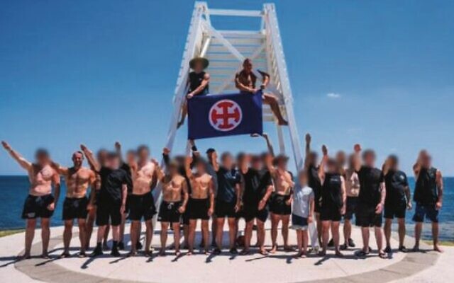 An image of the group at the Point Ormond lookout. An image of the group at the Point Ormond lookout.