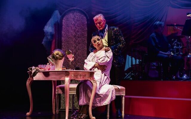 Paul Capsis and Michael Cormick in La Cage aux Folles. Photo: John McRae Paul Capsis and Michael Cormick in La Cage aux Folles. Photo: John McRae