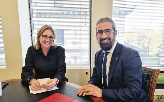 Rabbi Yaakov Glasman (right) with the Deputy Premier of Victoria, Jacinta Allan. Rabbi Yaakov Glasman (right) with the Deputy Premier of Victoria, Jacinta Allan.