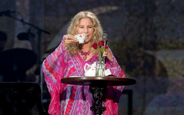 Barbra Streisand performs during Barclaycard Presents British Summer Time Hyde Park at Hyde Park. Barbra Streisand performs during Barclaycard Presents British Summer Time Hyde Park at Hyde Park.