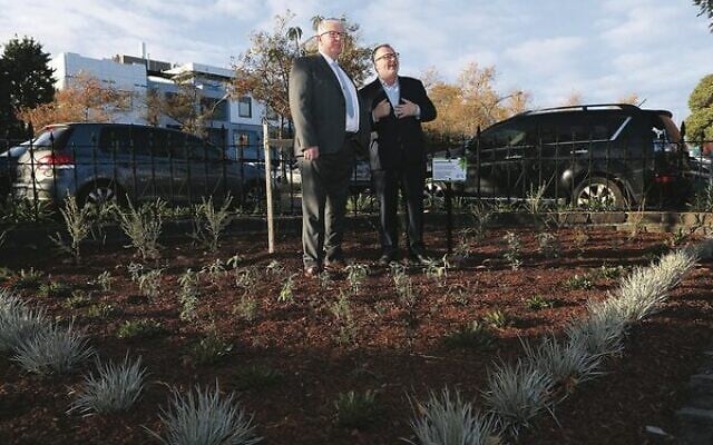 Glen Eira Mayor Jim Magee (left) and Zionism Victoria president Yossi Goldfarb at the opening of the Israel Peace Garden. Photo: Peter Haskin Glen Eira Mayor Jim Magee (left) and Zionism Victoria president Yossi Goldfarb at the opening of the Israel Peace Garden. Photo: Peter Haskin