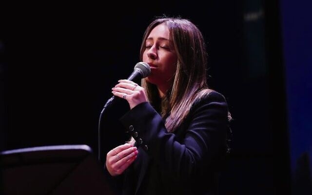 Jemma Cher performs at the Yom Hazikaron commemoration in Melbourne last month.Photo: Peter Haskin Jemma Cher performs at the Yom Hazikaron commemoration in Melbourne last month.Photo: Peter Haskin