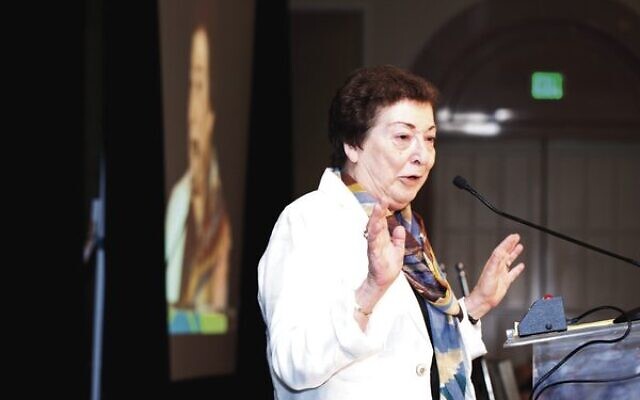Naomi Chazan. Naomi Chazan.